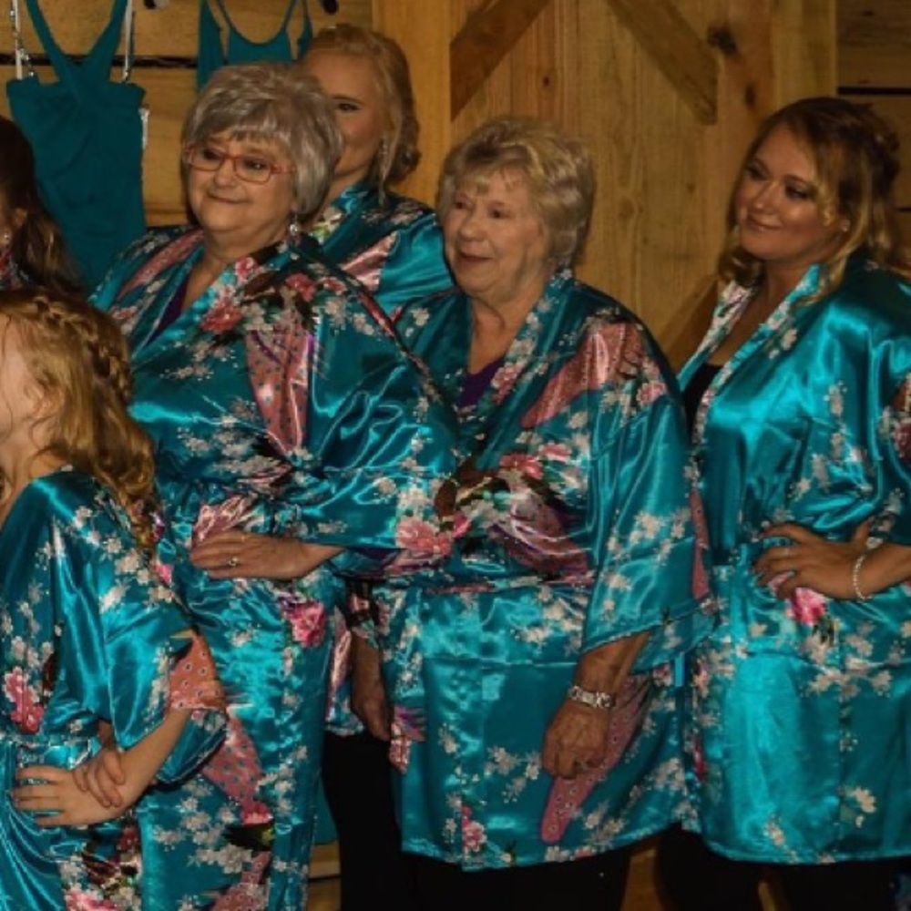 Like new 100% Polyester robe